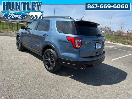 Blue Metallic 2019 Ford Explorer XLT