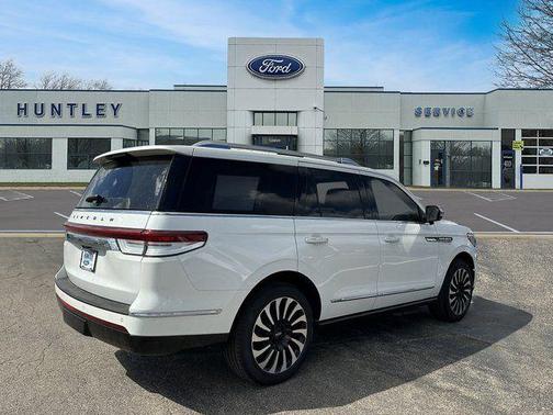 2023 Lincoln Navigator Black Label