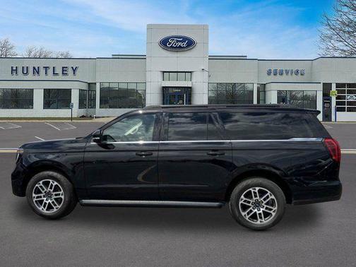 Black Metallic 2025 Ford Expedition Max Active 4x4