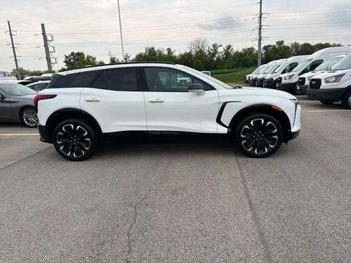 Summit White 2024 Chevrolet Blazer EV eAWD RS