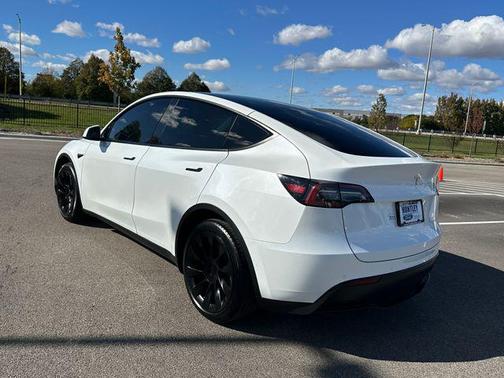 2021 Tesla Model Y Long Range Dual Motor All-Wheel Drive