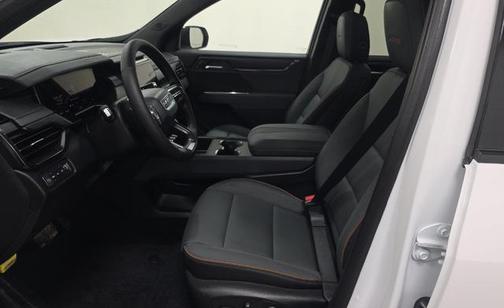 2025 GMC Acadia AWD AT4