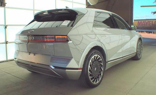 2024 Hyundai IONIQ 5 Limited