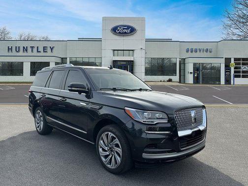 2023 Lincoln Navigator Reserve
