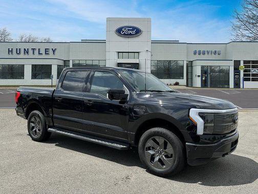 2023 Ford F-150 Lightning LARIAT