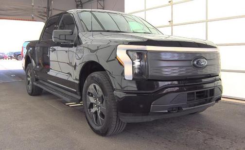 2023 Ford F-150 Lightning LARIAT