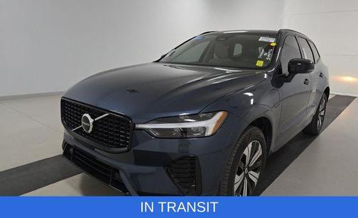 2024 Volvo XC60 Recharge Plug-In Hybrid T8 Core Dark Theme