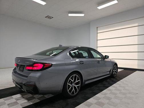 2023 BMW 530 i xDrive