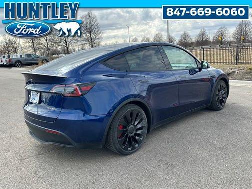 2022 Tesla Model Y Performance Dual Motor All-Wheel Drive