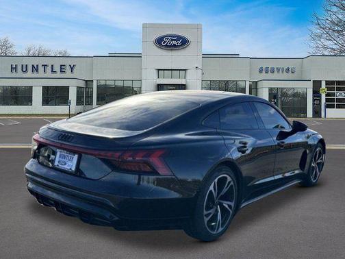 2022 Audi e-tron GT Premium Plus