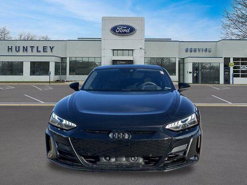 2022 Audi e-tron GT Premium Plus