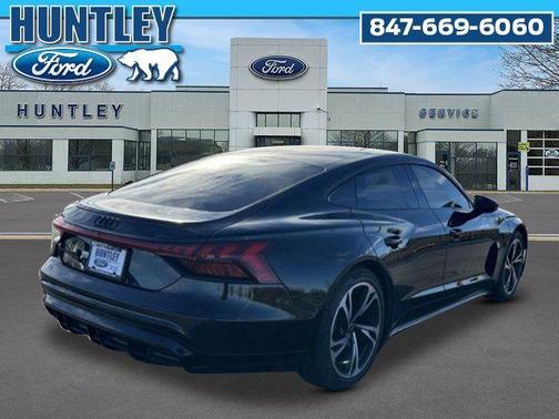 2022 Audi e-tron GT Premium Plus