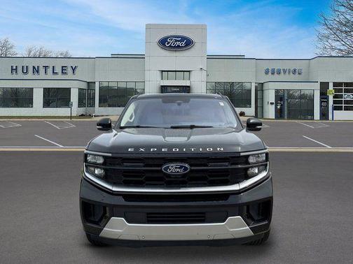 Black Metallic 2025 Ford Expedition Platinum