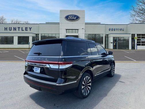 2022 Lincoln Navigator Reserve