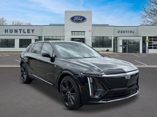 Stellar Black Metallic 2024 Cadillac LYRIQ Sport