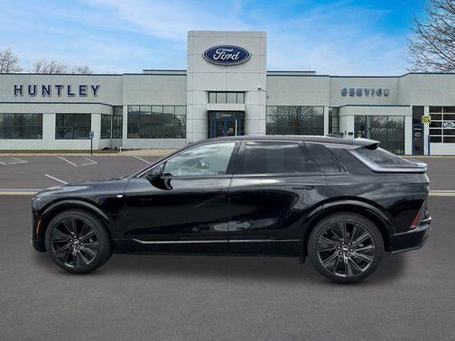 Stellar Black Metallic 2024 Cadillac LYRIQ Sport