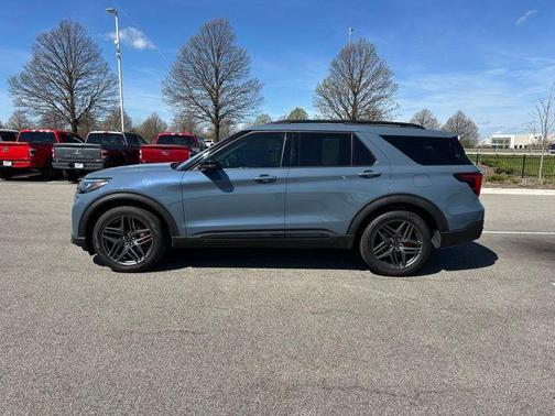 Vapor Blue Metallic 2025 Ford Explorer ST
