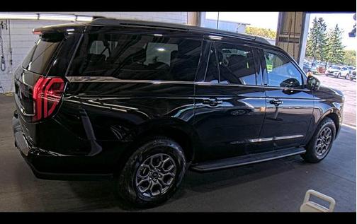 Black Metallic 2025 Ford Expedition Max Active 4x4