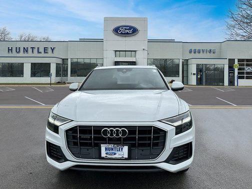 2020 Audi Q8 55 Premium Plus