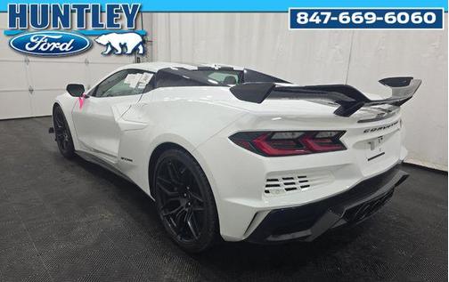 Arctic White 2024 Chevrolet Corvette Z06