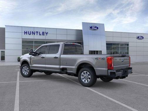 2025 Ford F-250 XLT