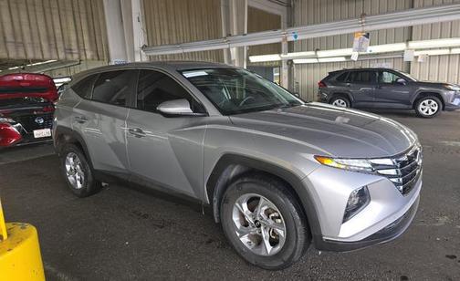 2024 Hyundai TUCSON SE
