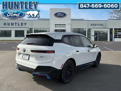 2024 BMW iX xDrive50