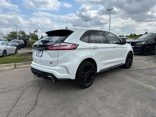 2022 Ford Edge ST