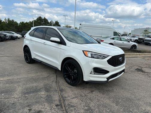 2022 Ford Edge ST