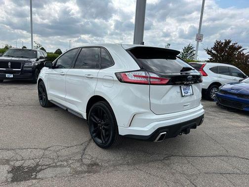 2022 Ford Edge ST
