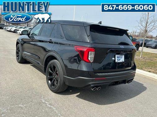 Agate Black Metallic 2022 Ford Explorer ST