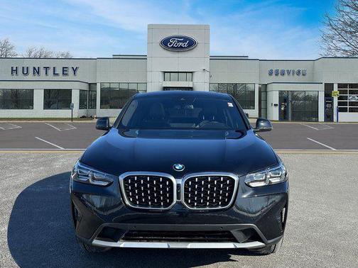 2024 BMW X4 xDrive30i