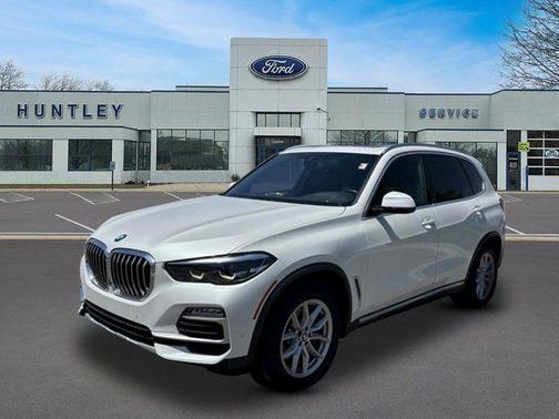 Mineral White Metallic 2021 BMW X5 xDrive40i