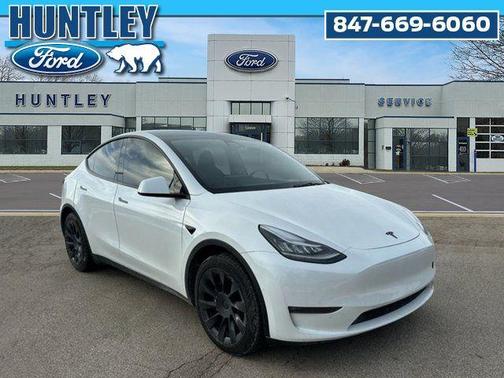 2022 Tesla Model Y Long Range Dual Motor All-Wheel Drive