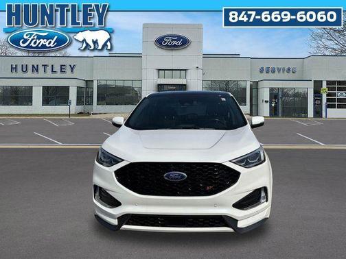 White Metallic 2022 Ford Edge ST