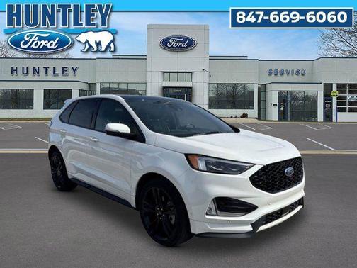 White Metallic 2022 Ford Edge ST