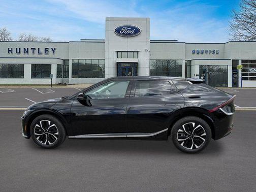 Aurora Black Pearl 2024 Kia EV6 Wind