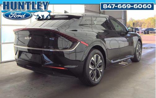 Aurora Black Pearl 2024 Kia EV6 Wind