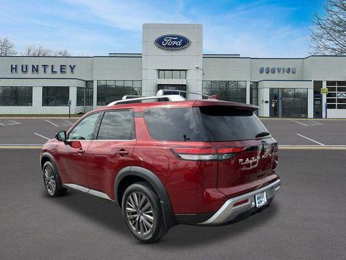 Scarlet Ember Tintcoat 2023 Nissan Pathfinder SL 4WD