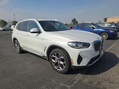 White Metallic 2024 BMW X3 xDrive30i