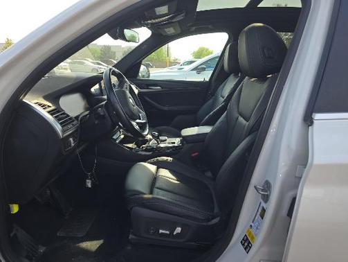 White Metallic 2024 BMW X3 xDrive30i