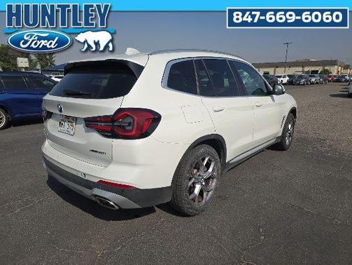 White Metallic 2024 BMW X3 xDrive30i