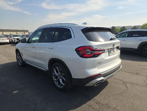 White Metallic 2024 BMW X3 xDrive30i