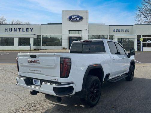 2024 GMC Sierra 2500 AT4