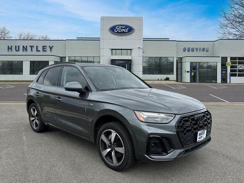 2023 Audi Q5 45 S line Premium Plus