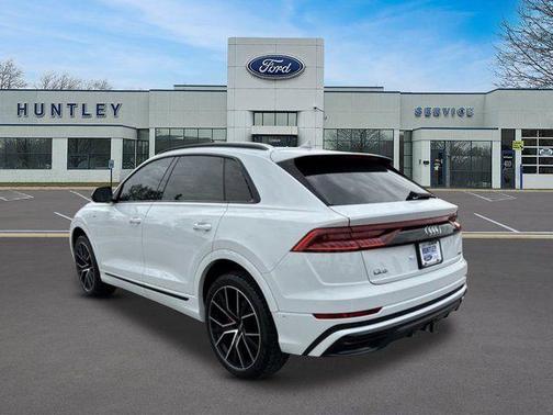 Glacier White Metallic 2020 Audi Q8 55 Premium Plus