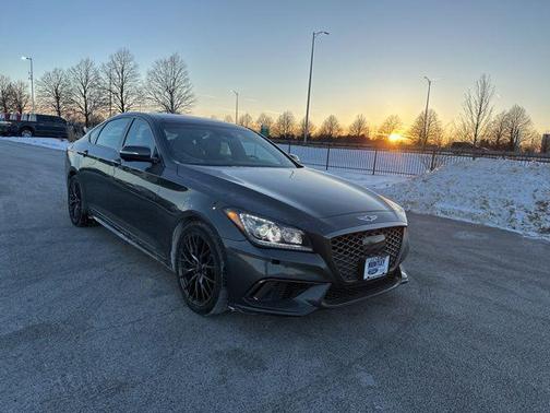 2022 Genesis G70 2.0T AWD