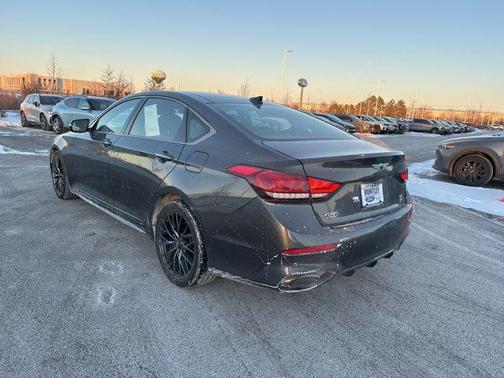 2022 Genesis G70 2.0T AWD