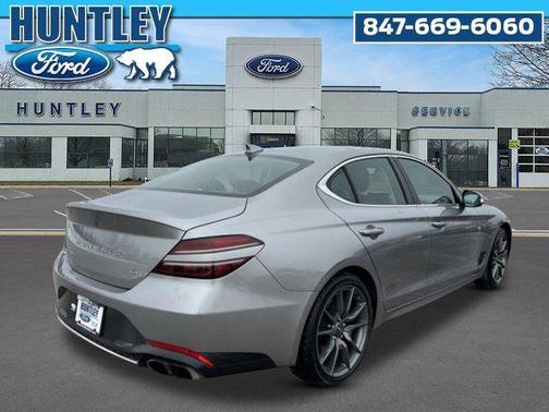 2022 Genesis G70 2.0T AWD