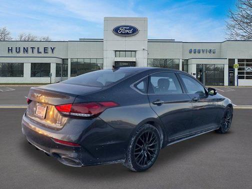 2022 Genesis G70 2.0T AWD